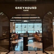 หน้าร้าน Greyhound Café Central Chidlom ชั้น 3