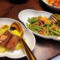 Yu Ting Yuan at Four Seasons Hotel Bangkok at Chao Phraya River