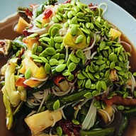ร้านเจี๊ยบส้มตำยำแซ่บ