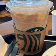 Starbucks เดอะ เรส แอเรีย ประชาชื่น