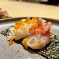 CYU ROLL & SHY SHI BAR Central World