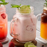 Wine Connection รอยัลการ์เด้นพลาซ่า