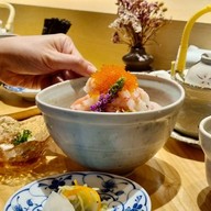 CYU ROLL & SHY SHI BAR Central World