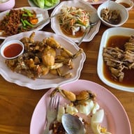 ร่มไม้ริมนา พุทธมณฑลสาย5