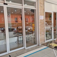 บรรยากาศ บะหมี่60ปี บะหมี่ 60 ปี ถนนกาญจนา