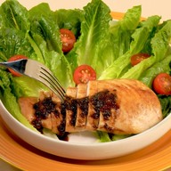 ฟุ้ง สเต็กและสลัด (Steak & Salad) ฟุ้ง