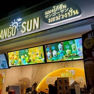 บรรยากาศ แมงโก้ ซัน บีทีเอสพร้อมพงษ์ ทางออก4