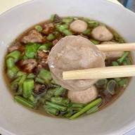 โฮงลาบครัวไทยลาดกระบัง