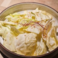 CUTTS Thonglor เอกมัย