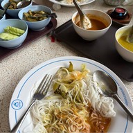 ขนมจีนบ้านคุณย่า