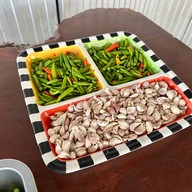 โฮงลาบครัวไทยลาดกระบัง