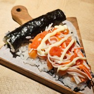 CUTTS Thonglor เอกมัย