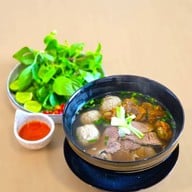 Ngon Noodle - งอนนูดเดิ้ล อาหารเวียดนามรสชาติต้นตำรับ สี่แยกสะพานควาย