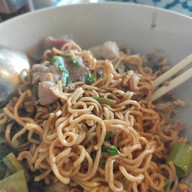 เมนูของร้าน นิยมสมิทธิ์ NIYOM SMITH THAI BOAT NOODLES