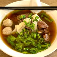 เมนูของร้าน ก๋วยเตี๋ยวเนื้อวัดหนัง สวัสดิการกองทัพเรือ