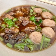 โฮงลาบครัวไทยลาดกระบัง