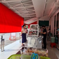 บรรยากาศ บะหมี่60ปี บะหมี่ 60 ปี ถนนกาญจนา