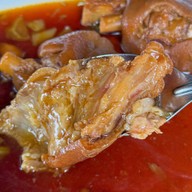 ข้าวขาหมูเกรียงไกร