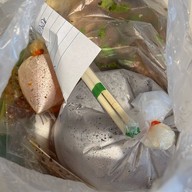 เมืองกรุง ก๋วยเตี๋ยวไก่มะระ วังหิน