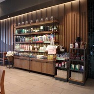 บรรยากาศ Starbucks Shell กาญจนาภิเษก
