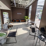 บรรยากาศ Same cafe Same cafe ศรีนครินทร์-ลาซาล