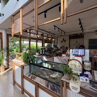 Hitch and Round Cafe Hitch and Round Cafe