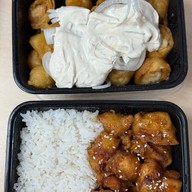 เมนูของร้าน ข้าวโกะฮัง vs ตะหลิวทอง