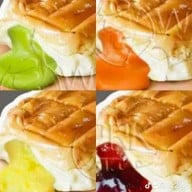 ปังปิ้ง เนยฉ่ำ ตลาดใหม่ไดโนเสาร์