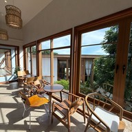 Hitch and Round Cafe Hitch and Round Cafe