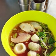 เมนูของร้าน ก๋วยเตี๋ยวปลาต้มยำมะนาว