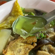 เฮียชัย ก๋วยจั๊บเซี้ยงไฮ้