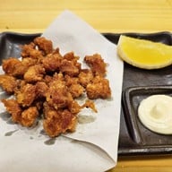 Torayoshi อารีย์