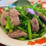 ครัวกลาง  ครัวกลาง