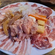 เมนูของร้าน ลานหมูกระทะ บ้านคุณย่า