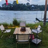 ลานหมูกระทะ บ้านคุณย่า