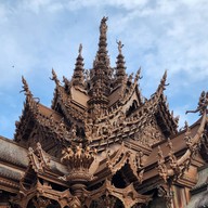 ปราสาทสัจธรรม