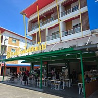 จิน ข้าวมันไก่สไตล์สิงคโปร์ จิน ข้าวมันไก่สไตล์สิงคโปร์