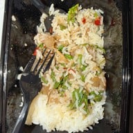 ลุงหวังกะเพราพ่นไฟ สาขาเมืองทอง