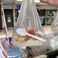 ข้าวไข่เจียว BTS สนามเป้า ทางออก 3