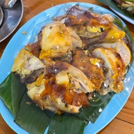 เมนูของร้าน ไก่ย่างสองสาว