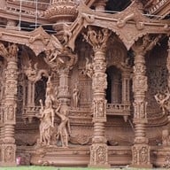 ปราสาทสัจธรรม