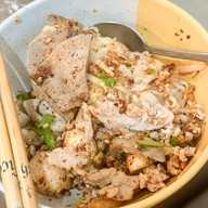 ฉินโภชนา ก๋วยเตี๋ยวหมูต้มยำ สูตรโบราณ โชคชัย 4