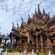 ปราสาทสัจธรรม