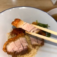 ก๋วยเตี๋ยวต้มยำหมูกรอบNoodleBar อารีย์