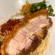 ก๋วยเตี๋ยวต้มยำหมูกรอบNoodleBar อารีย์