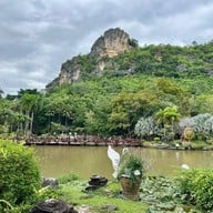 วัดถ้ำเขาวง