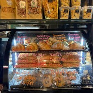 Velo Cafe Huahin หัวหิน