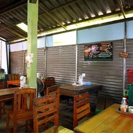 ป้าพรก๋วยเตี๋ยวหมูสูตรโบราณ พระนครศรีอยุธยา