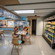 บรรยากาศ Kudsan True Space Asoke True Space Asoke