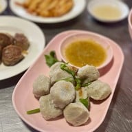 นายตี๋ลูกชิ้นปลากราย 3 รส ทอดมันปลากราย สวรรค์วิถี